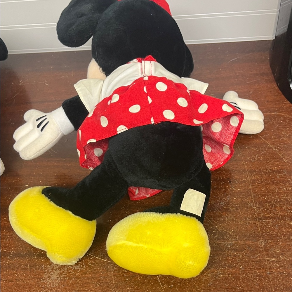 Vintage Disney Mickey and Minnie Plush Duo Disneyland Walt Disney 16” - Picture 10 of 13